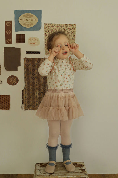 Roche Skirt with Tights, Rose Beige