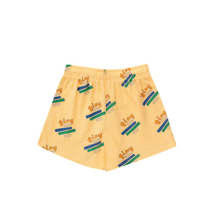 Tiny Shorts, Mellow Yellow