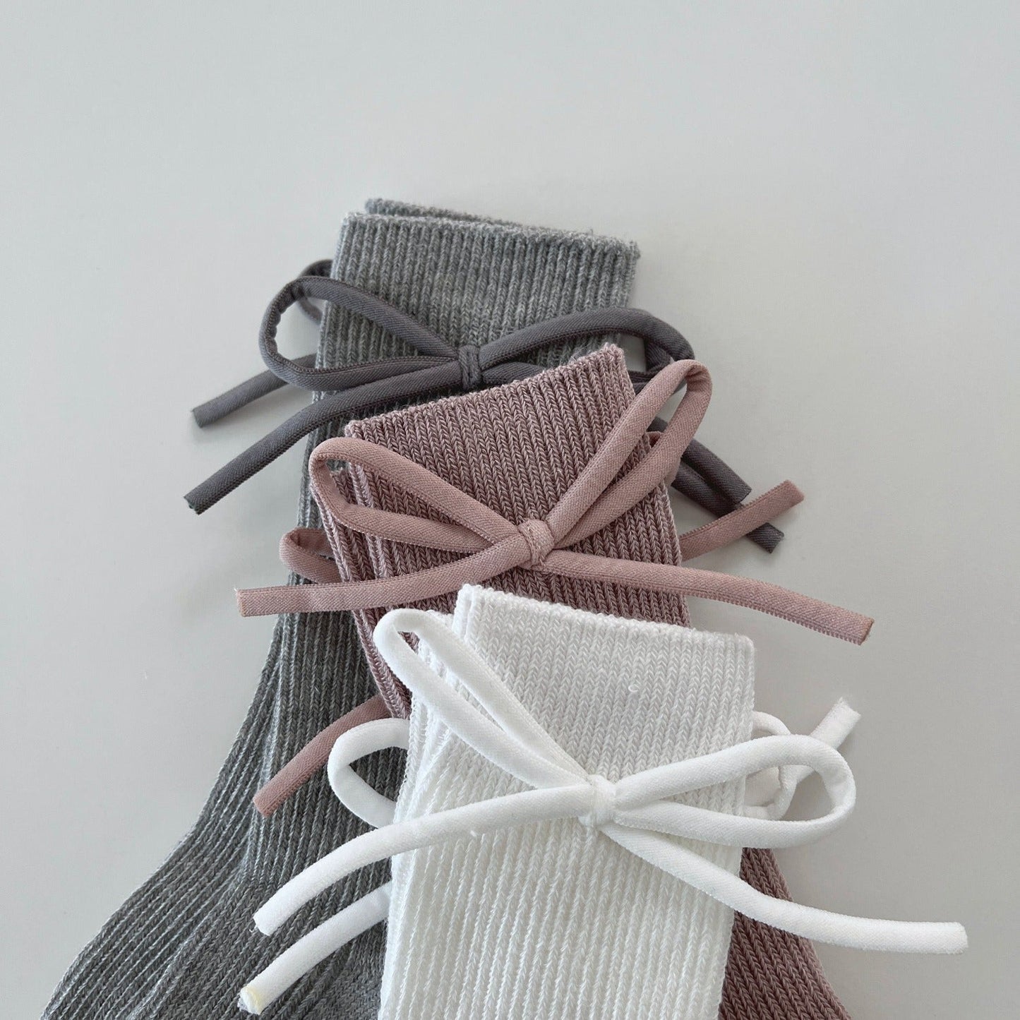 Ribbed Knee Socks with Bow, Grey